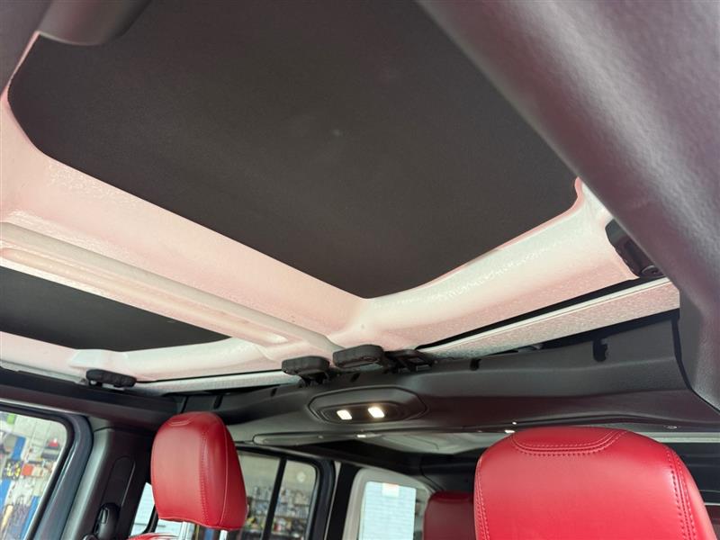 2024 Jeep Wrangler 4-Door Rubicon 392 - Photo 20