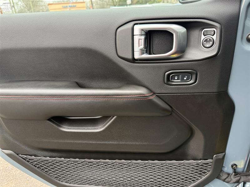 2024 Jeep Wrangler 4-Door Rubicon 392 - Photo 32