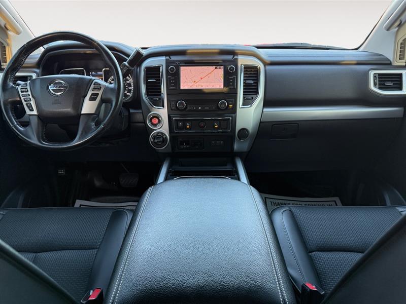 2019 Nissan Titan XD Pro-4X - Photo 11