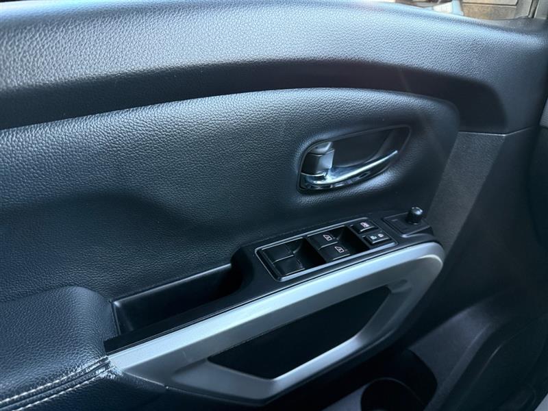 2019 Nissan Titan XD Pro-4X - Photo 24