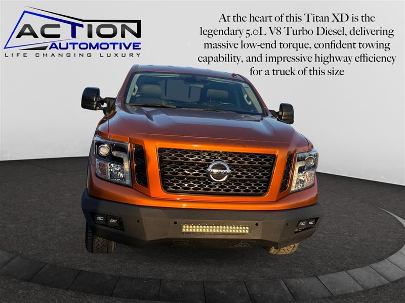 2019 Nissan Titan XD Pro-4X - Photo 3