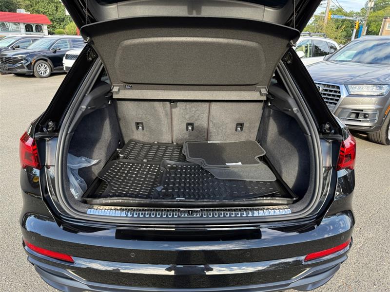 2021 Audi Q3 S Line Premium - Photo 17