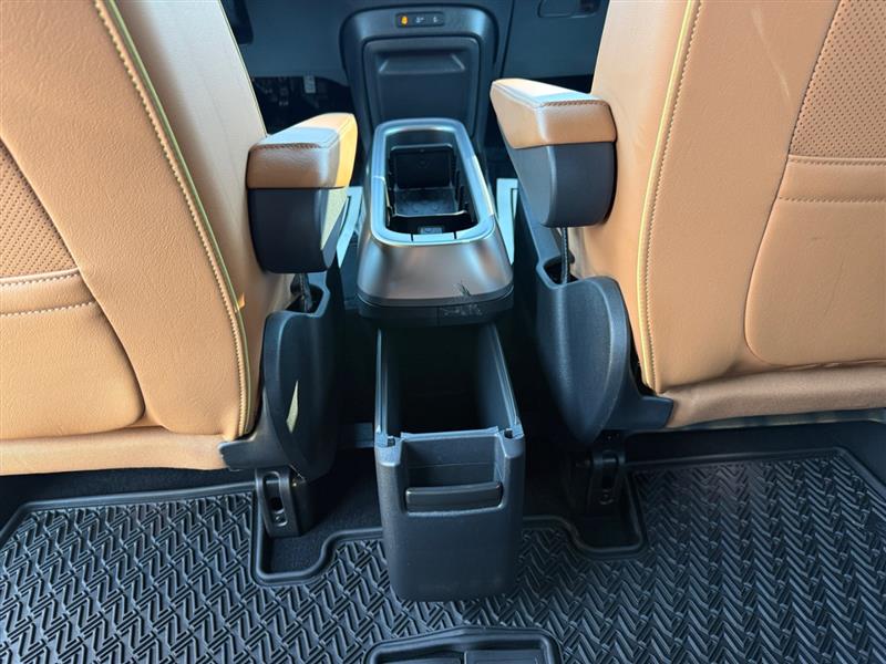 2025 Volkswagen ID. Buzz PRO S - Photo 38