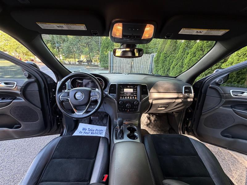2017 Jeep Grand Cherokee Altitude - Photo 12