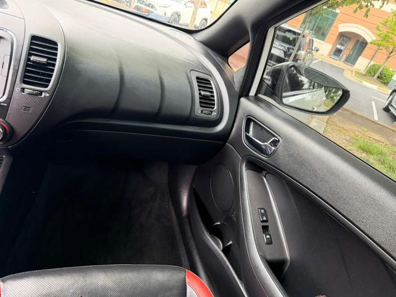 2017 Kia Forte5 SX - Photo 14