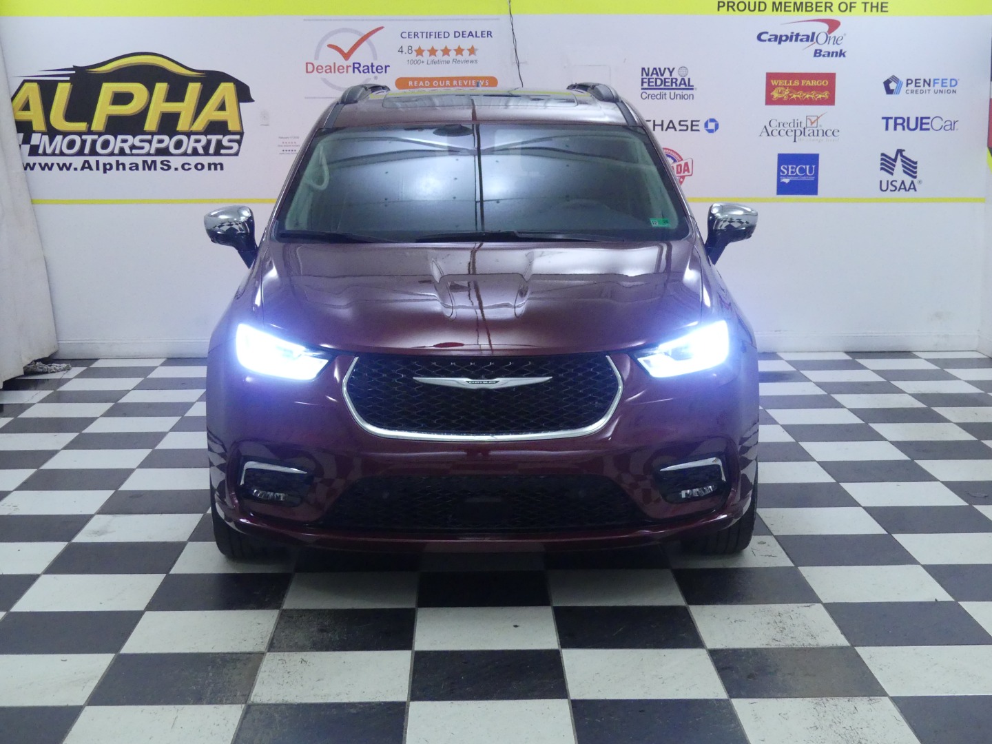 Vehicle Image 2