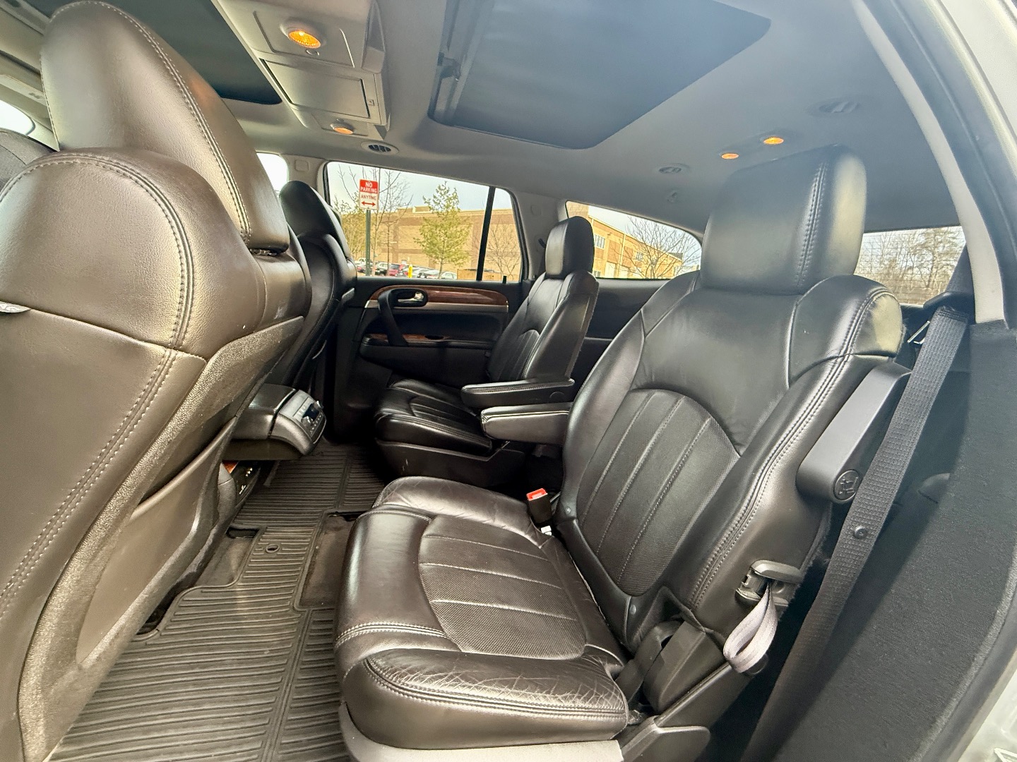 2012 Buick Enclave Premium - Photo 26