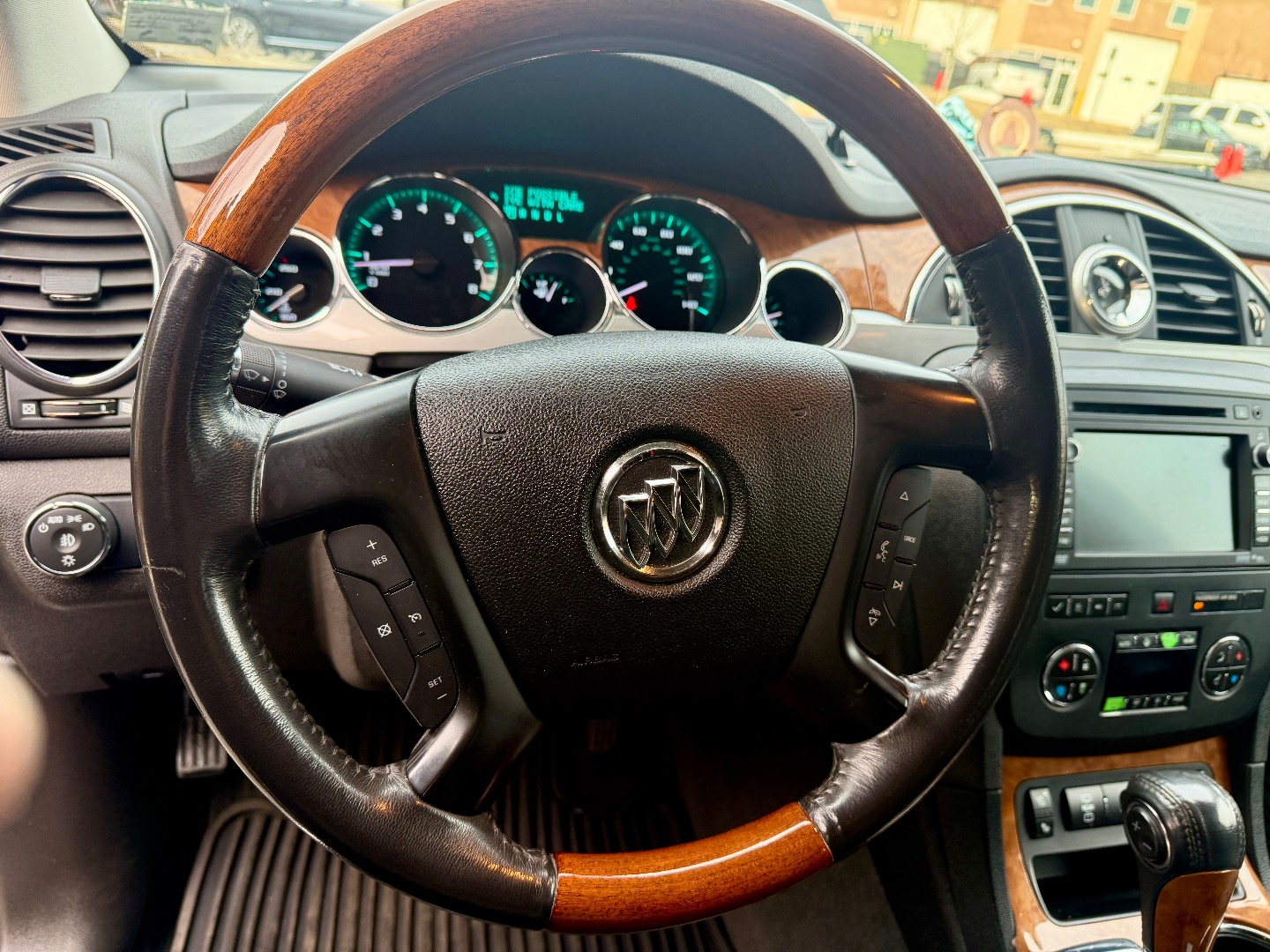 2012 Buick Enclave Premium - Photo 37