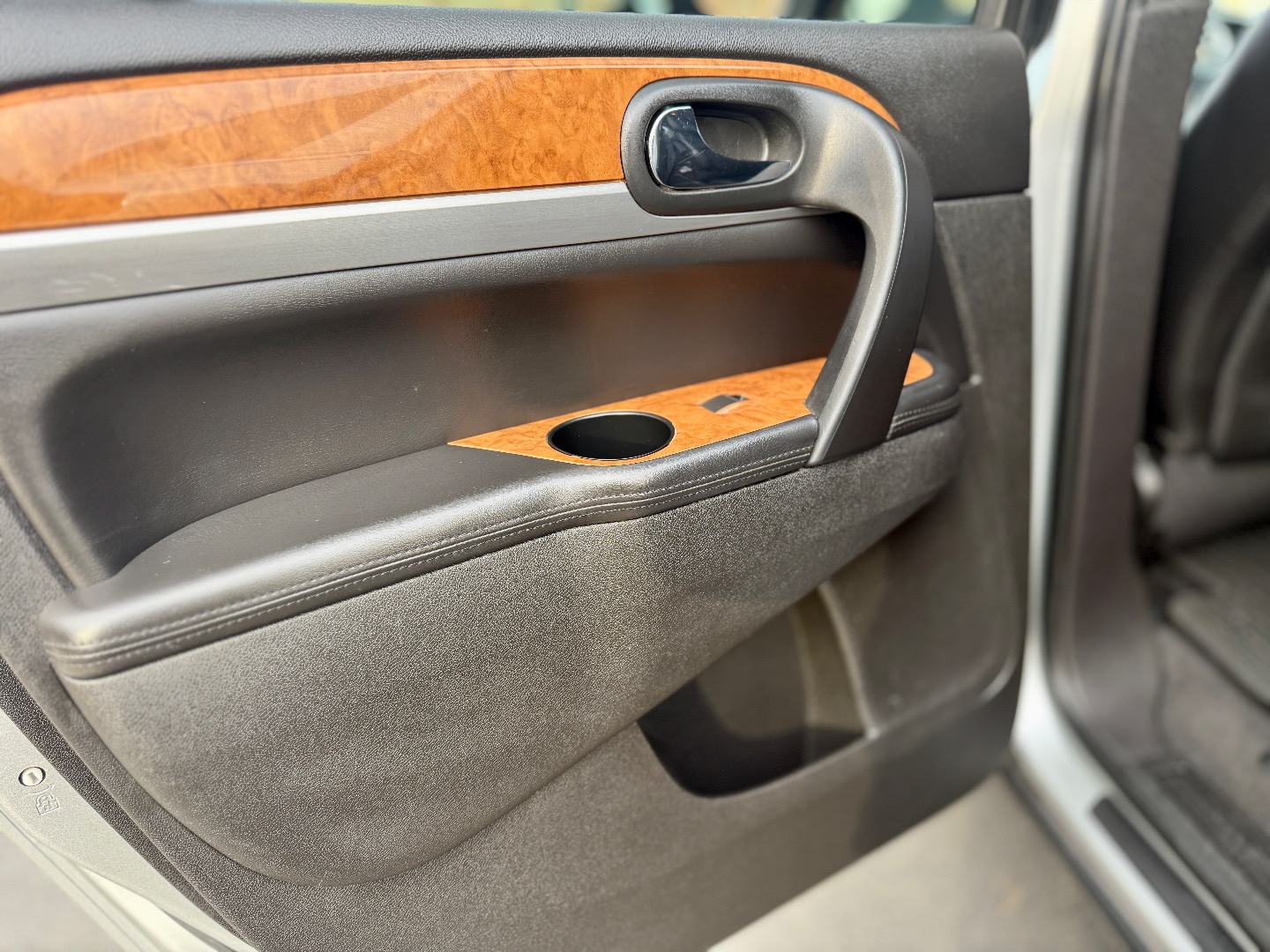 2012 Buick Enclave Premium - Photo 43
