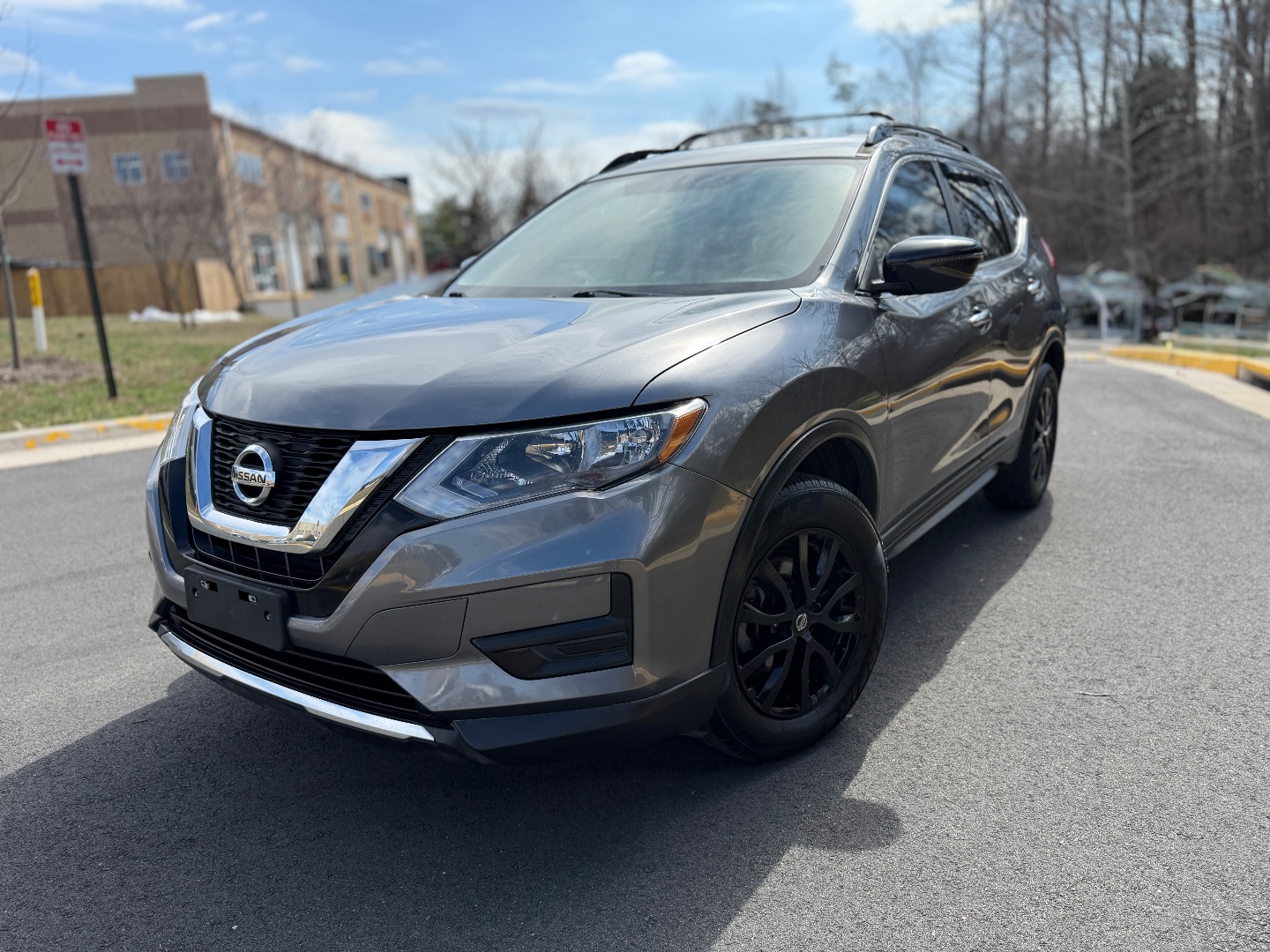 2017 Nissan Rogue SV - Photo 15