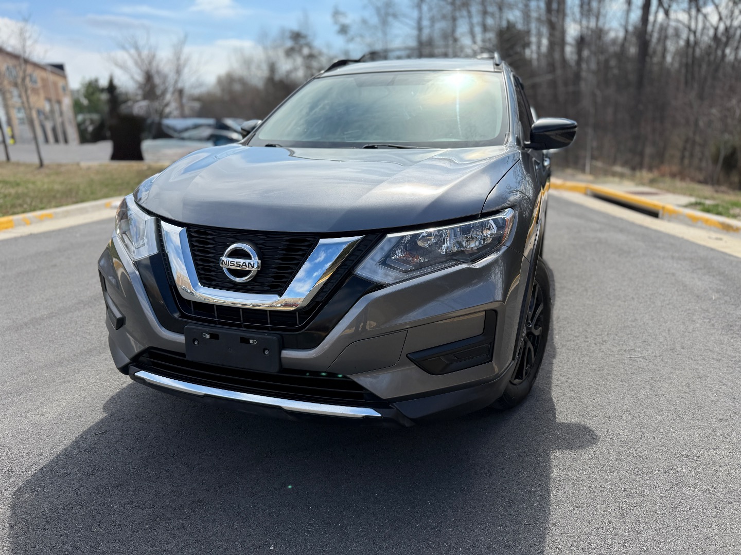 2017 Nissan Rogue SV - Photo 16