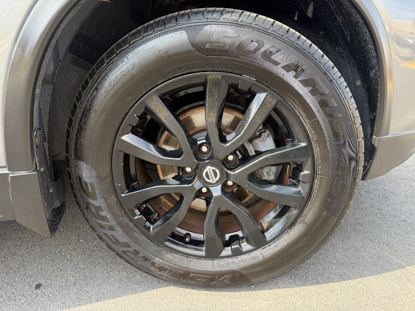 2017 Nissan Rogue SV - Photo 42