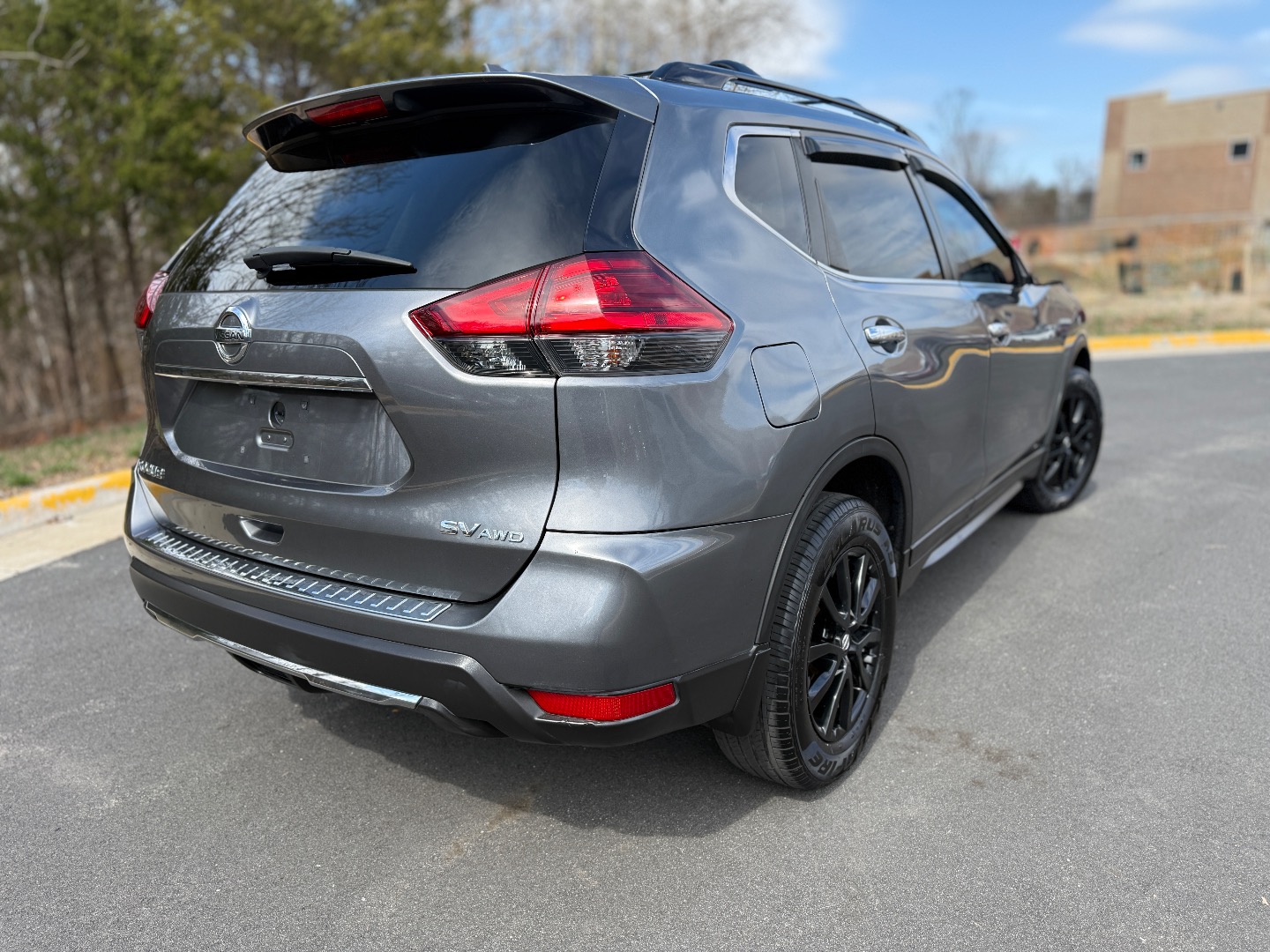 2017 Nissan Rogue SV - Photo 8