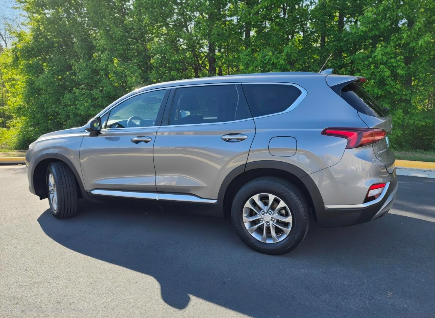 2019 Hyundai Santa Fe SE - Photo 12