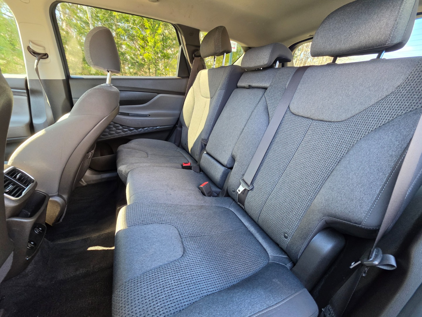 2019 Hyundai Santa Fe SE - Photo 21