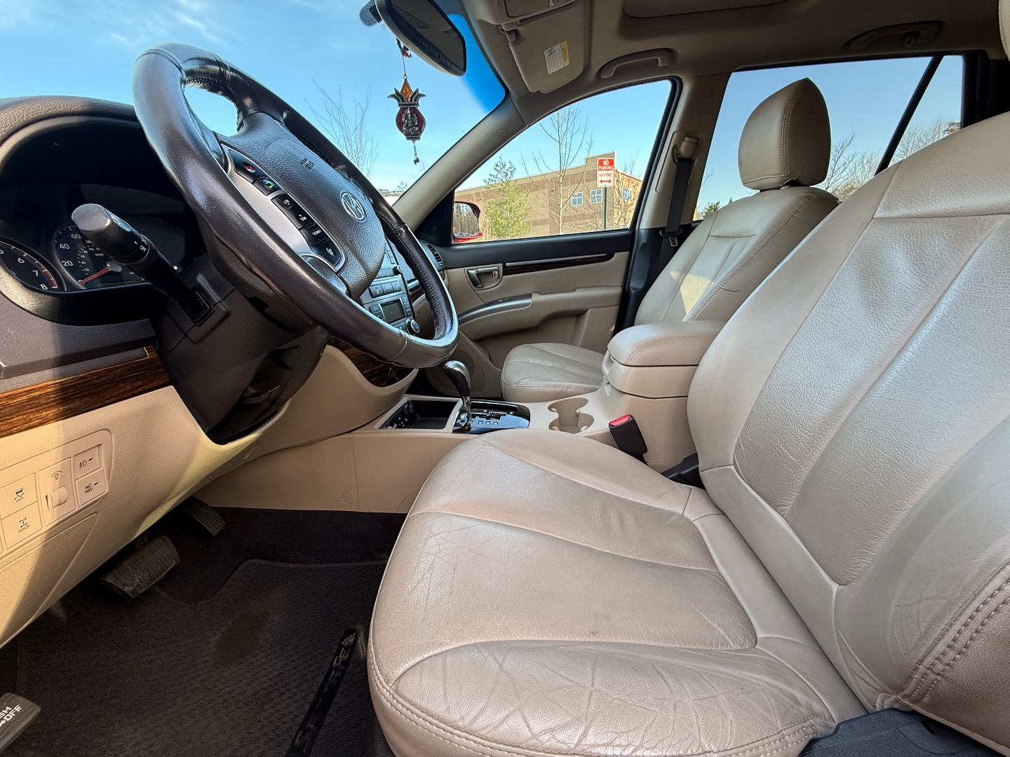 2012 Hyundai Santa Fe Limited - Photo 17