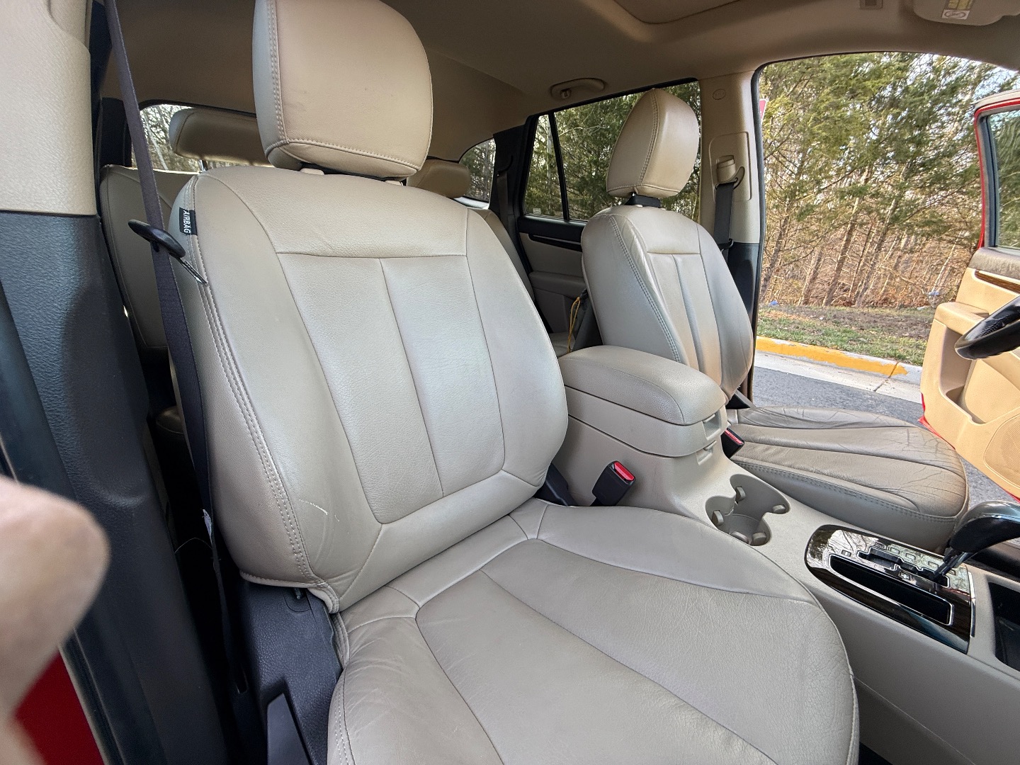 2012 Hyundai Santa Fe Limited - Photo 21
