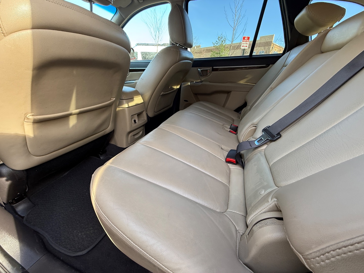 2012 Hyundai Santa Fe Limited - Photo 26