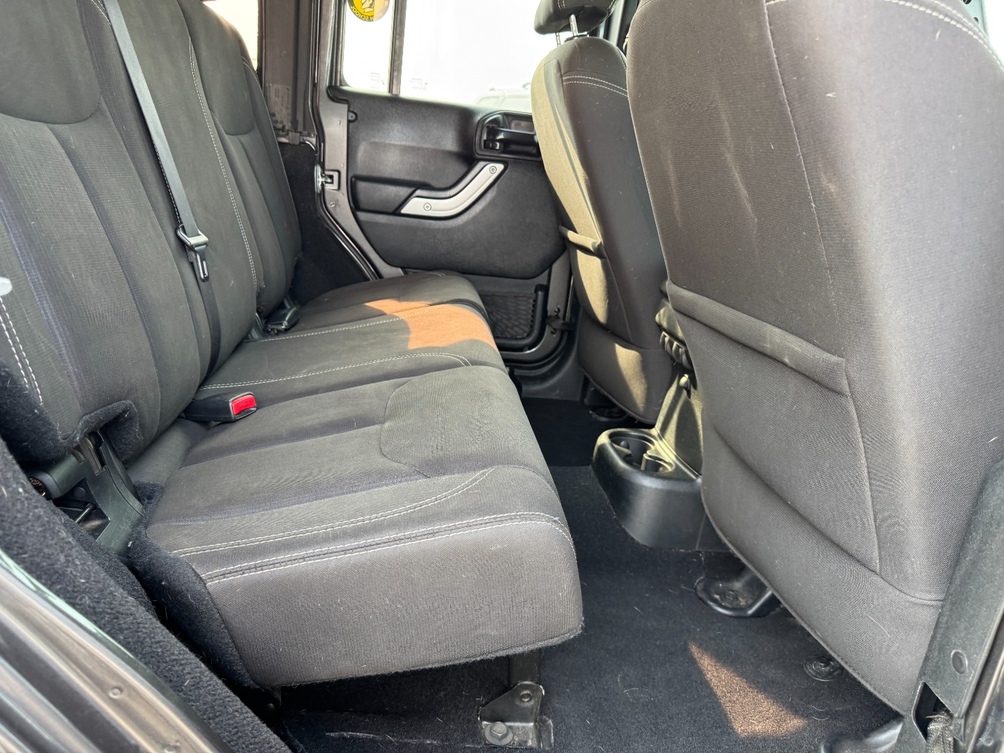 2017 Jeep Wrangler Unlimited Sahara - Photo 18