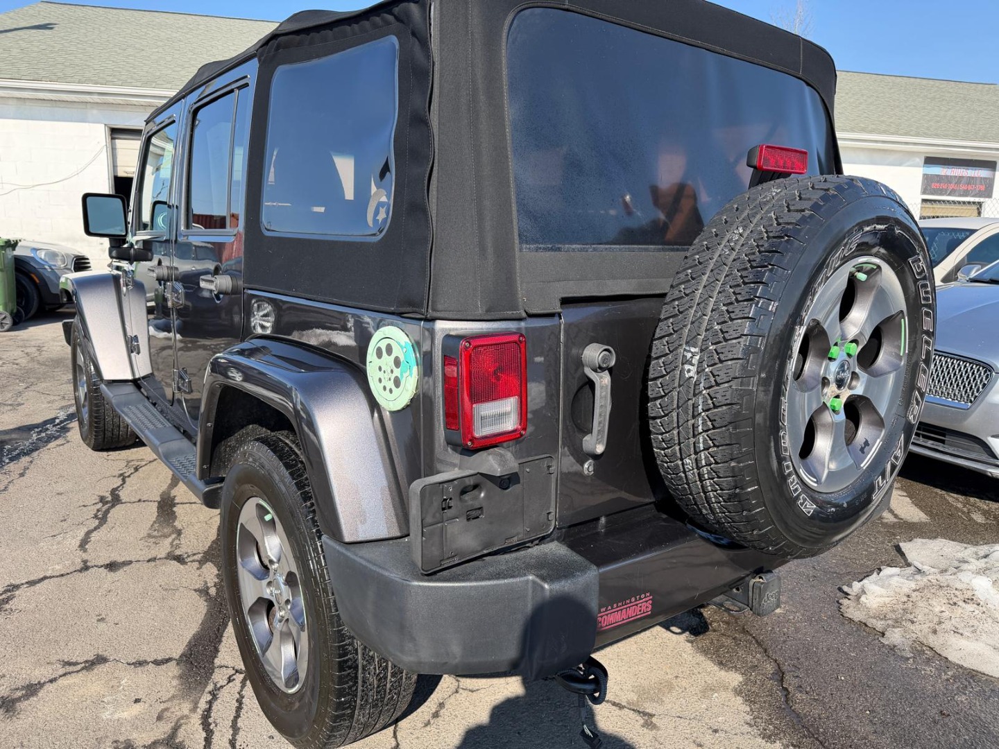 2017 Jeep Wrangler Unlimited Sahara - Photo 8