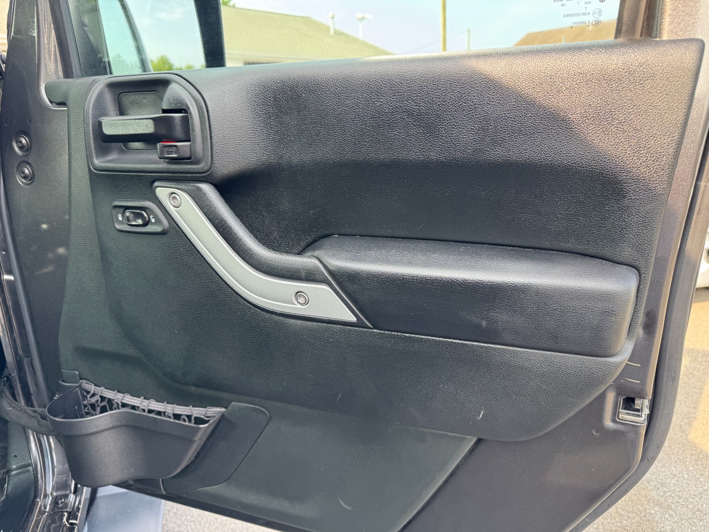 2017 Jeep Wrangler Unlimited Sahara - Photo 10