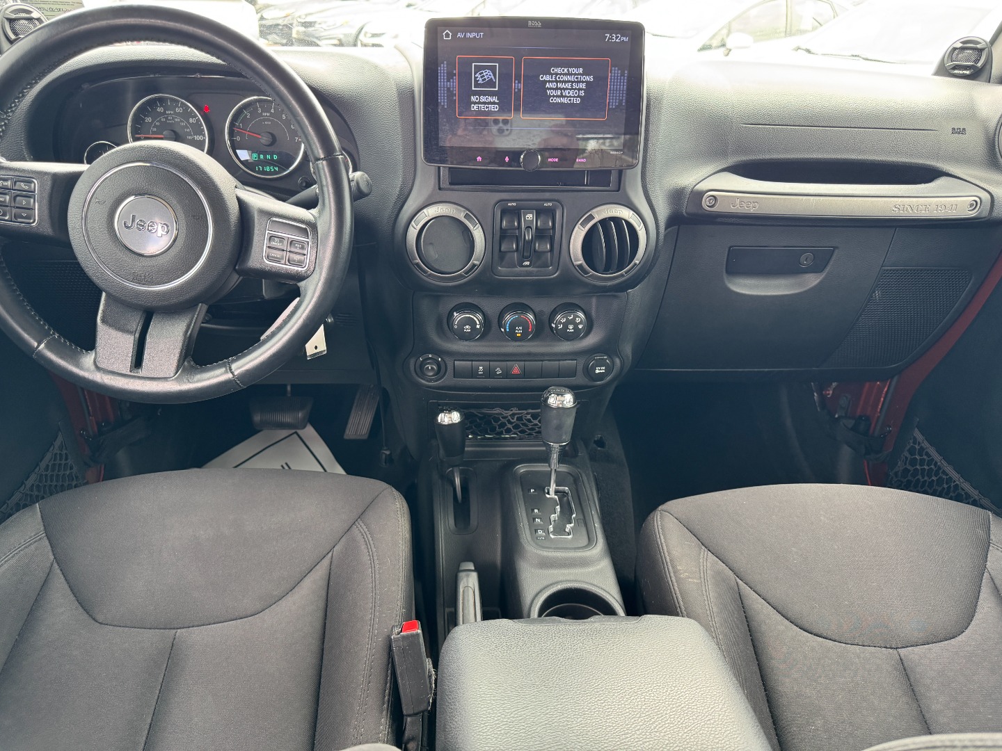 2014 Jeep Wrangler Unlimited Sport - Photo 22