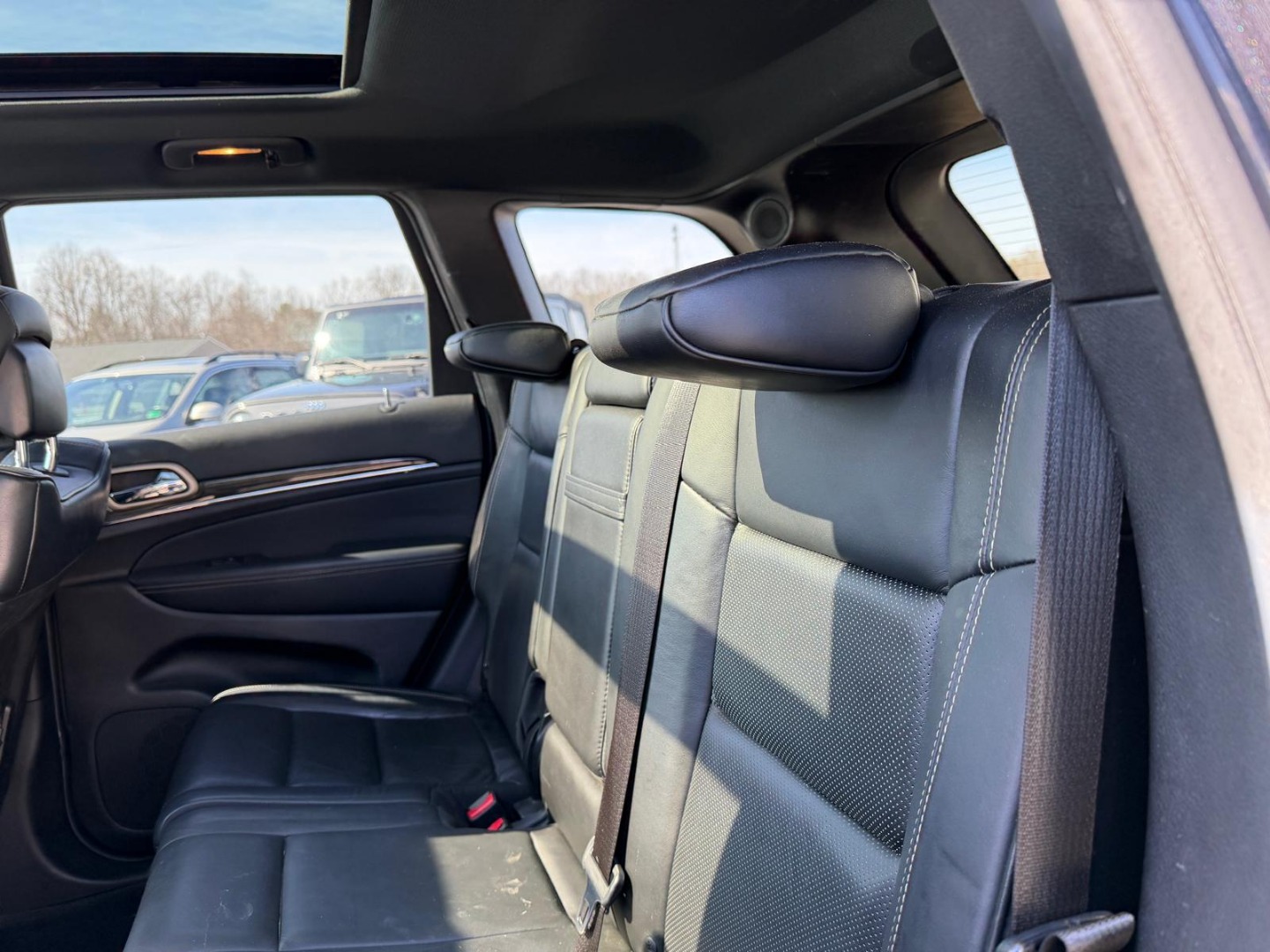 2014 Jeep Grand Cherokee Overland - Photo 22