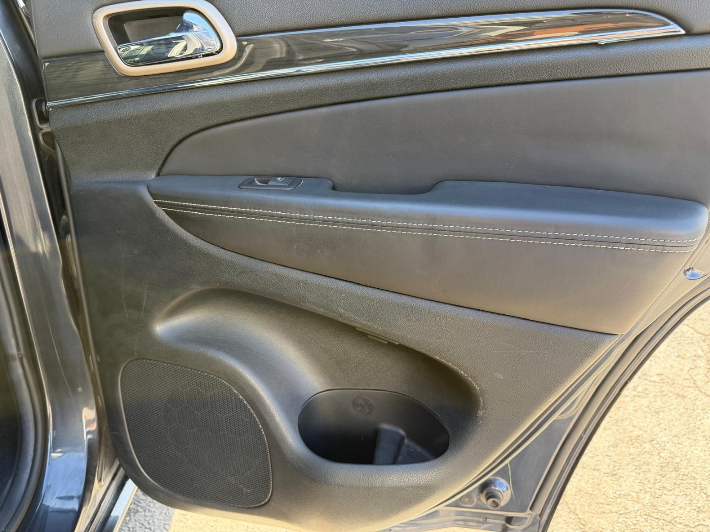 2014 Jeep Grand Cherokee Overland - Photo 27