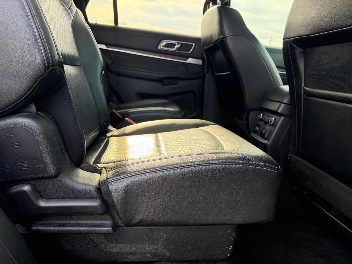2017 Ford Explorer Limited - Photo 14