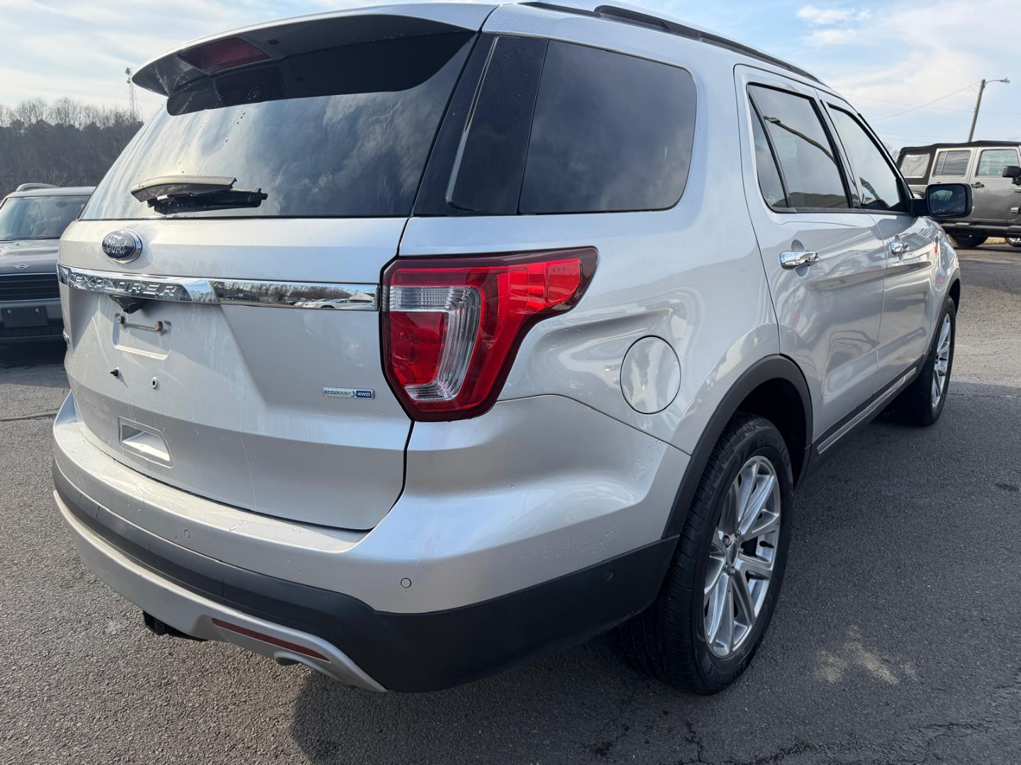 2017 Ford Explorer Limited - Photo 6
