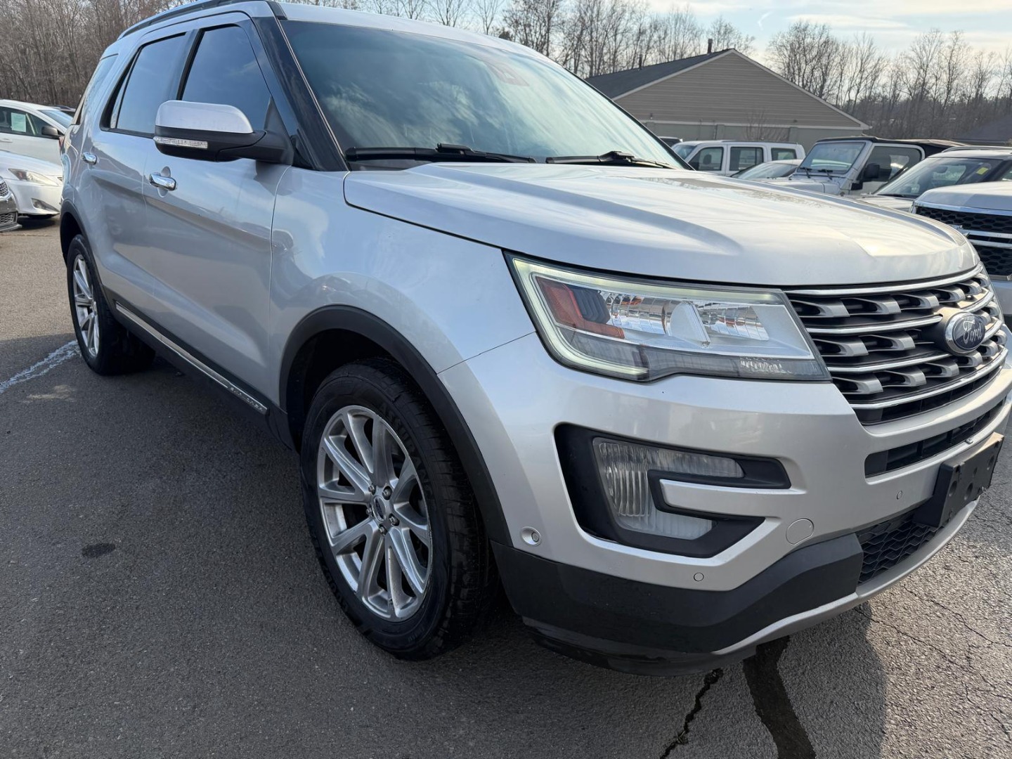 2017 Ford Explorer Limited - Photo 8