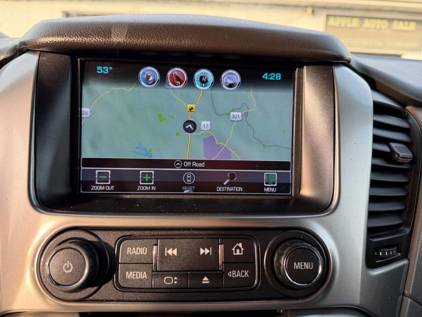 2019 Chevrolet Suburban LT - Photo 33