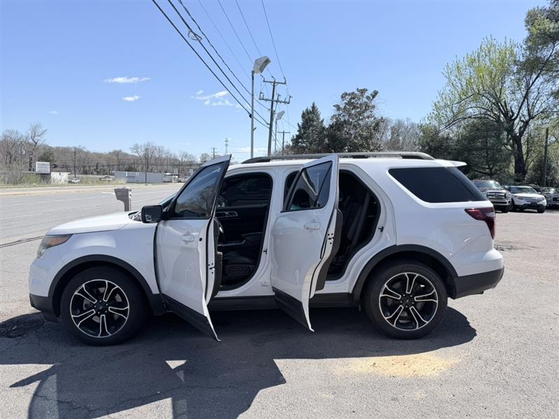 2015 Ford Explorer Sport - Photo 12