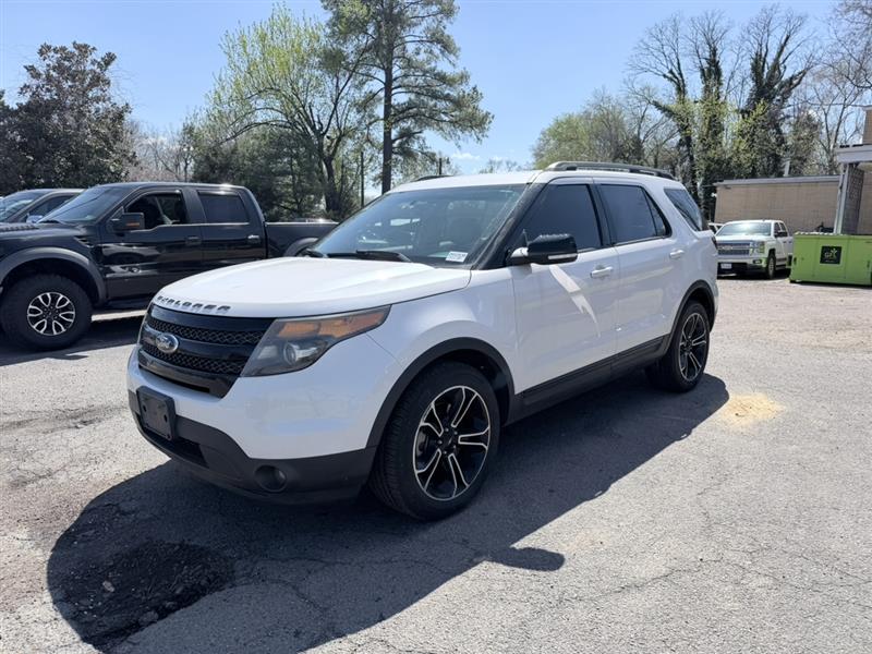 2015 Ford Explorer Sport - Photo 2