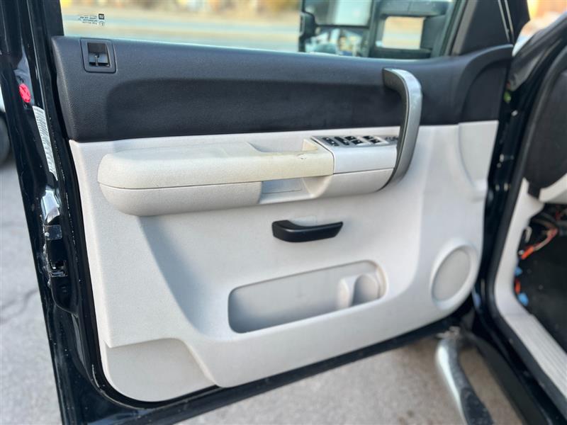 2007 Chevrolet Silverado 2500HD 1LT - Photo 9