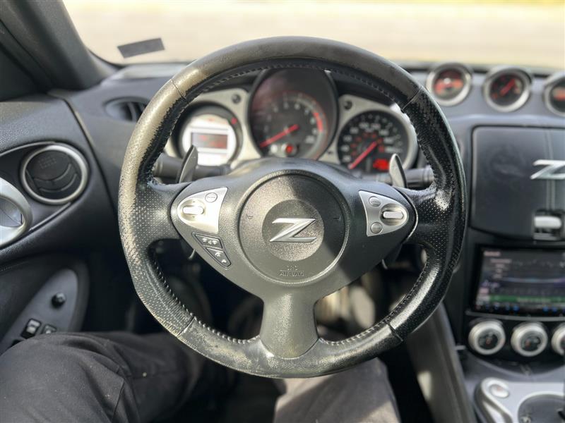 2010 Nissan 370Z Touring - Photo 5