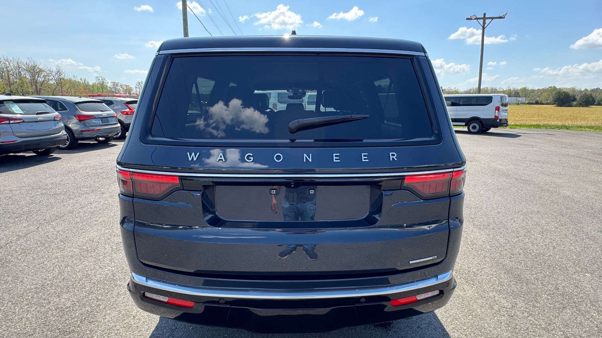 2024 Jeep Wagoneer L Series II - Photo 19