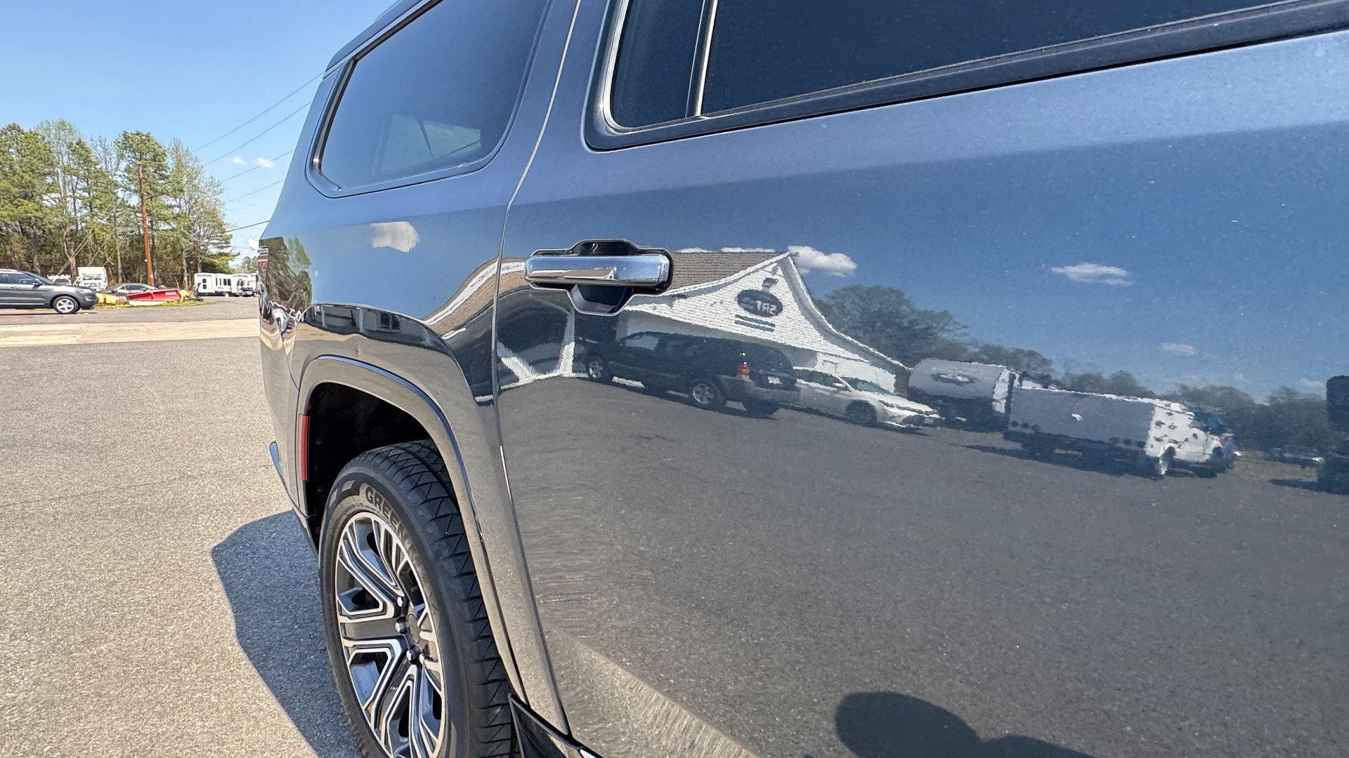 2024 Jeep Wagoneer L Series II - Photo 24