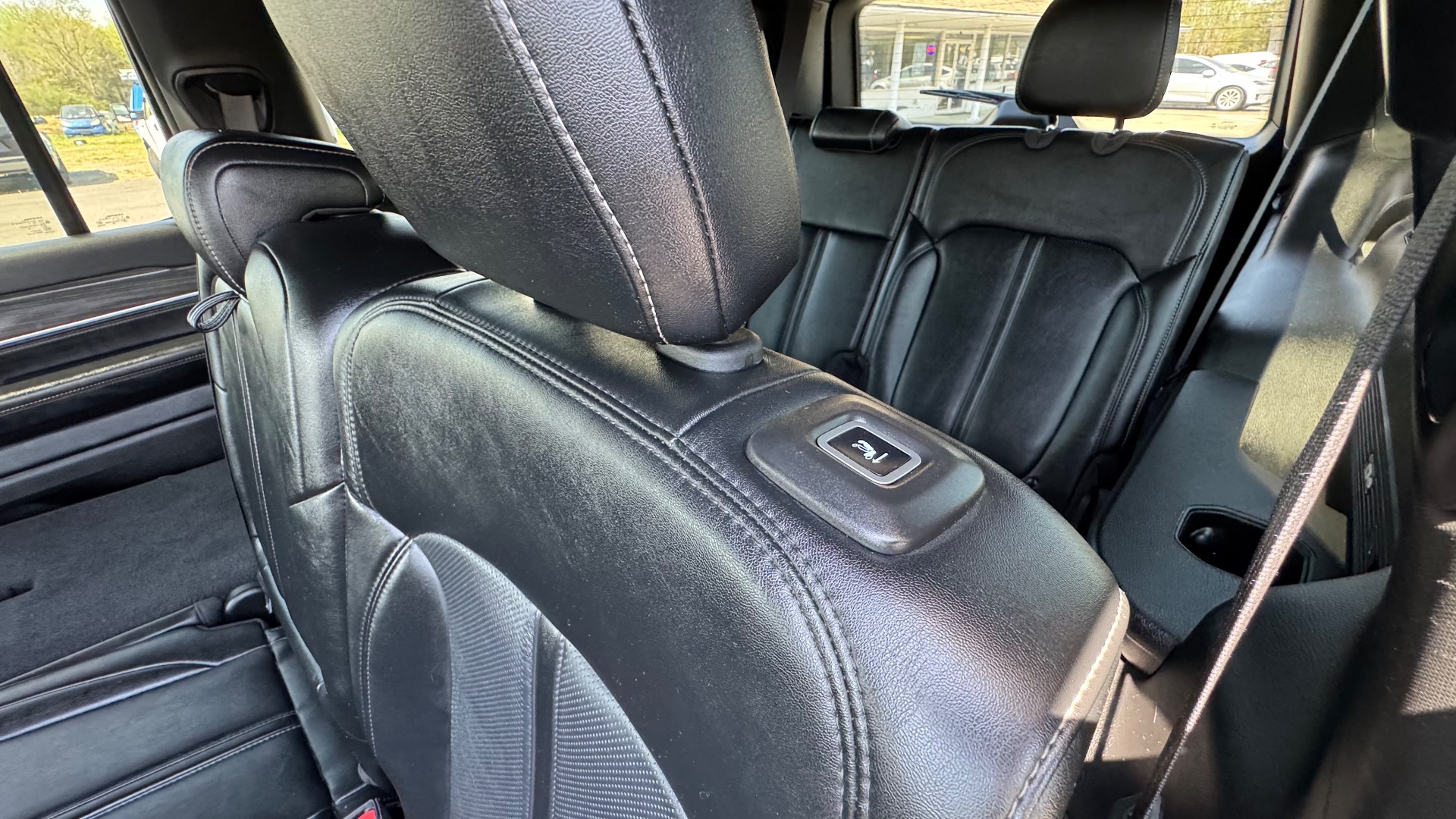 2024 Jeep Wagoneer L Series II - Photo 45