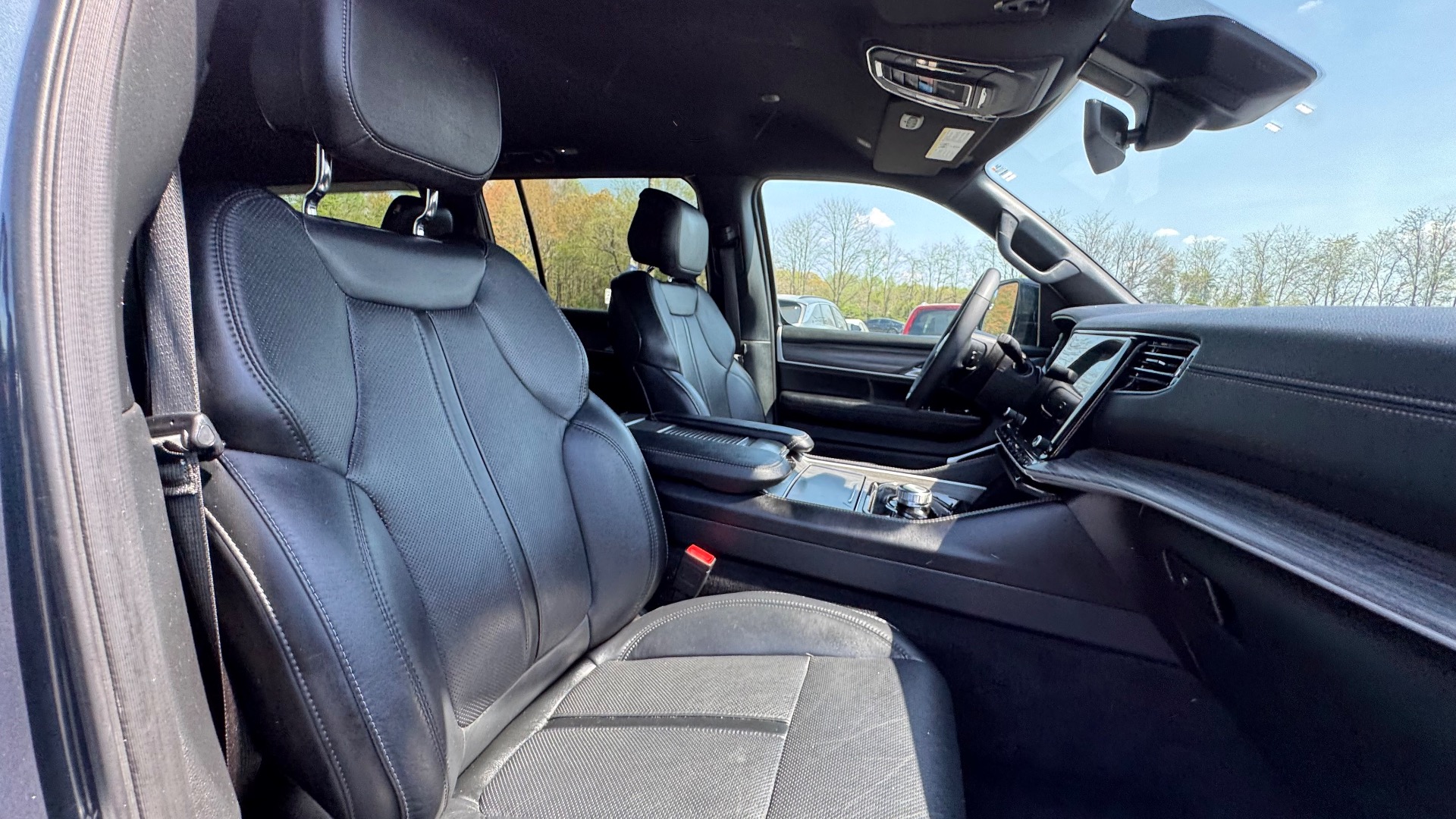 2024 Jeep Wagoneer L Series II - Photo 57