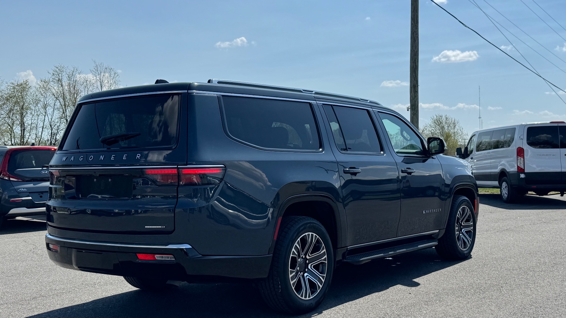 2024 Jeep Wagoneer L Series II - Photo 7