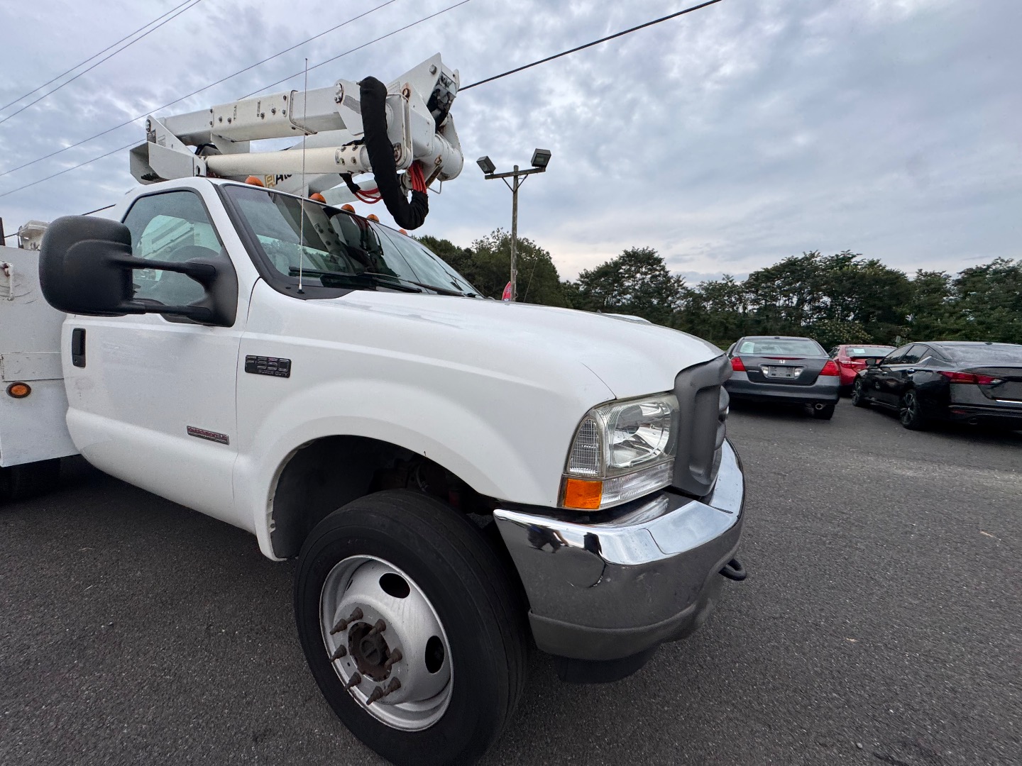 2004 Ford F-550 - Photo 22