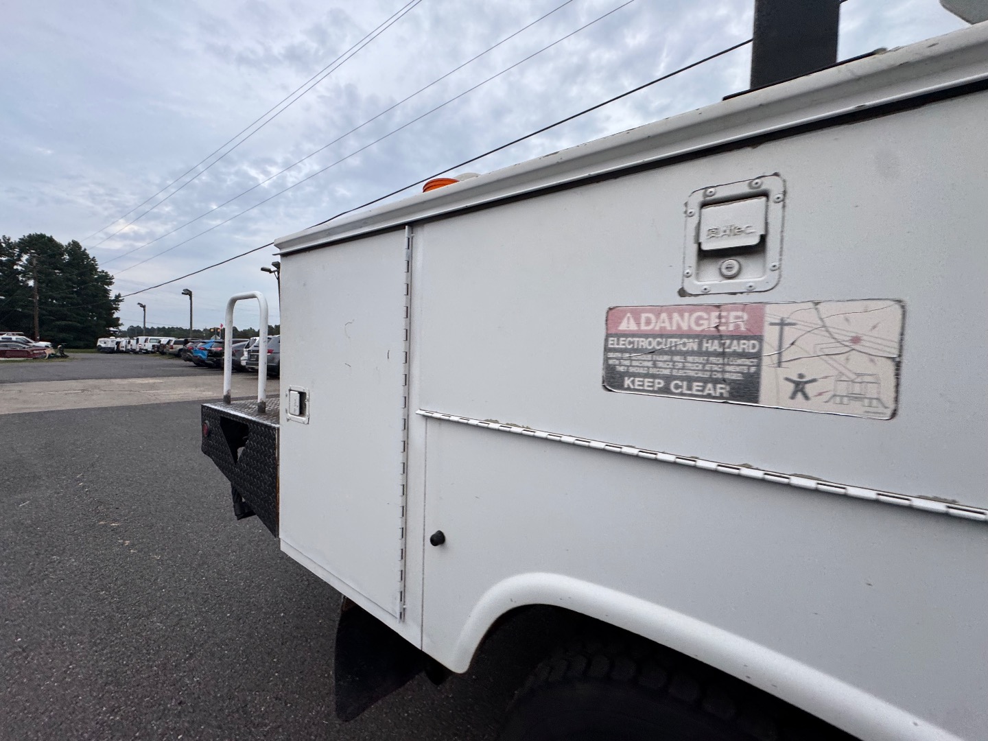 2004 Ford F-550 - Photo 27