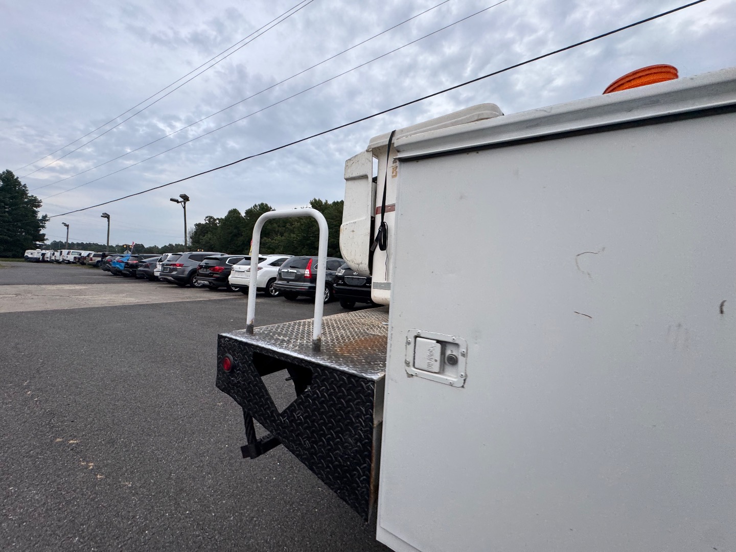 2004 Ford F-550 - Photo 31
