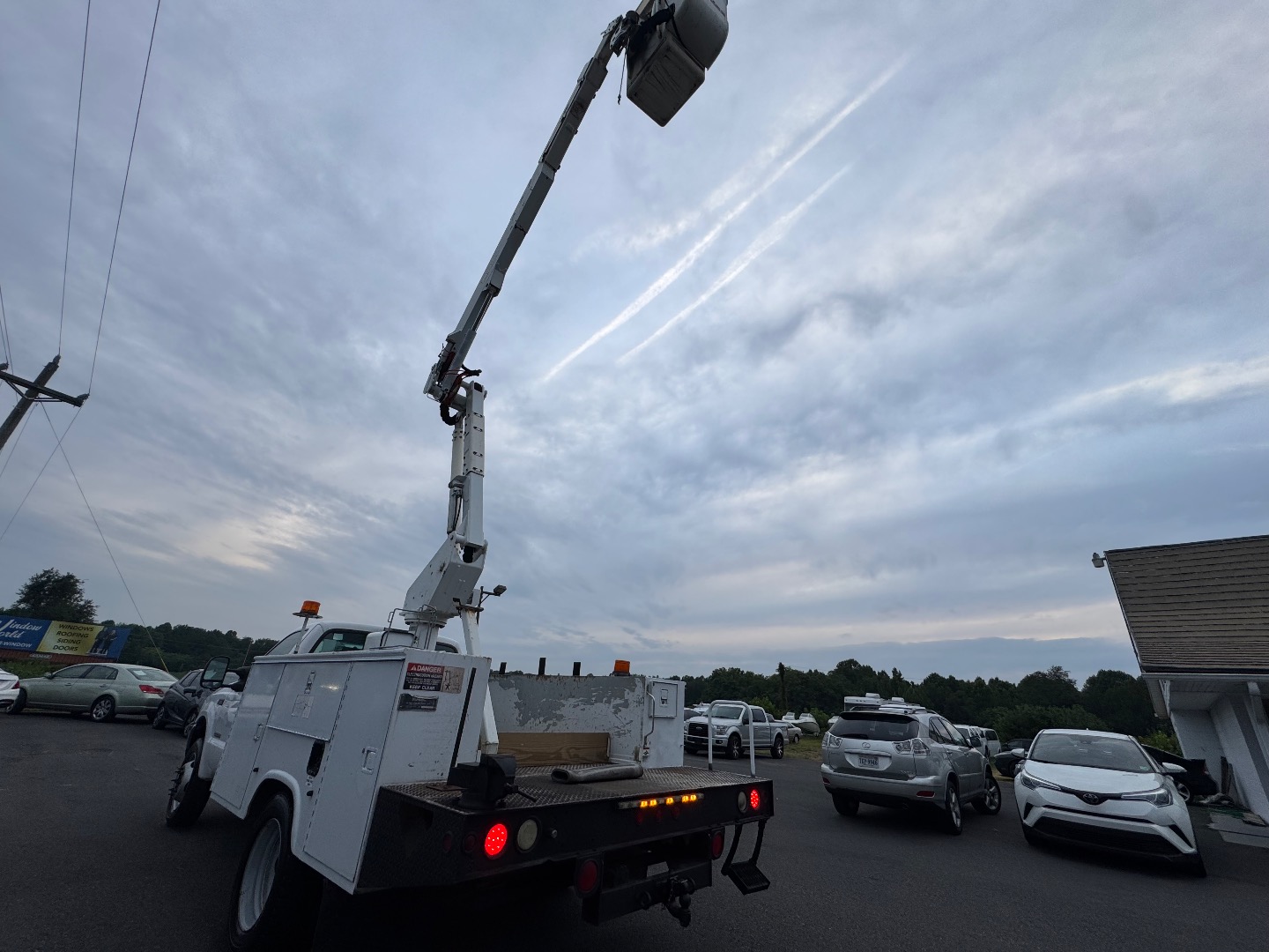 2004 Ford F-550 - Photo 42