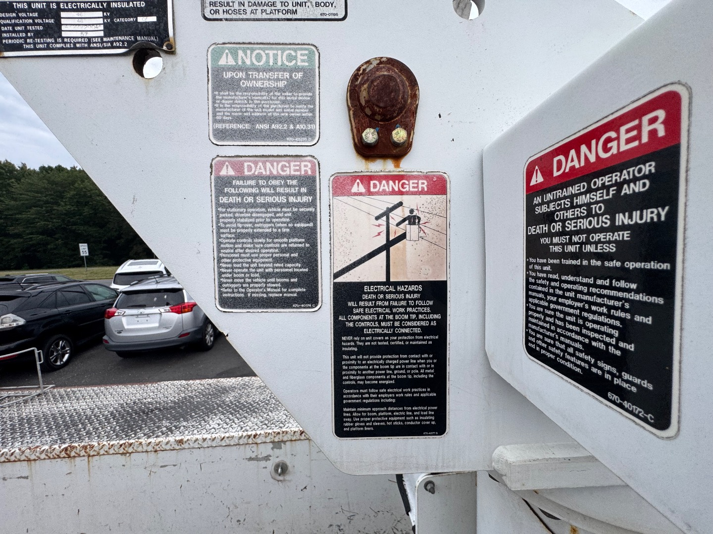 2004 Ford F-550 - Photo 50