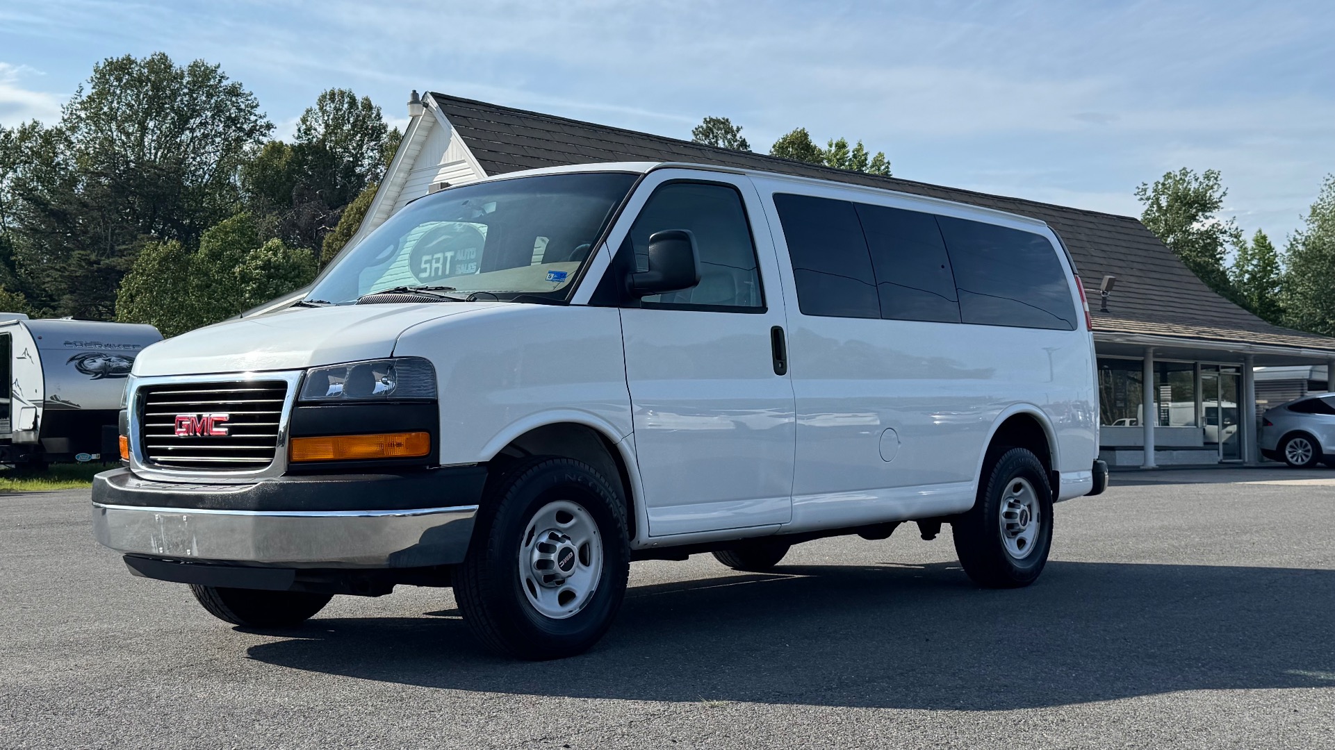 2013 GMC Savana's photo