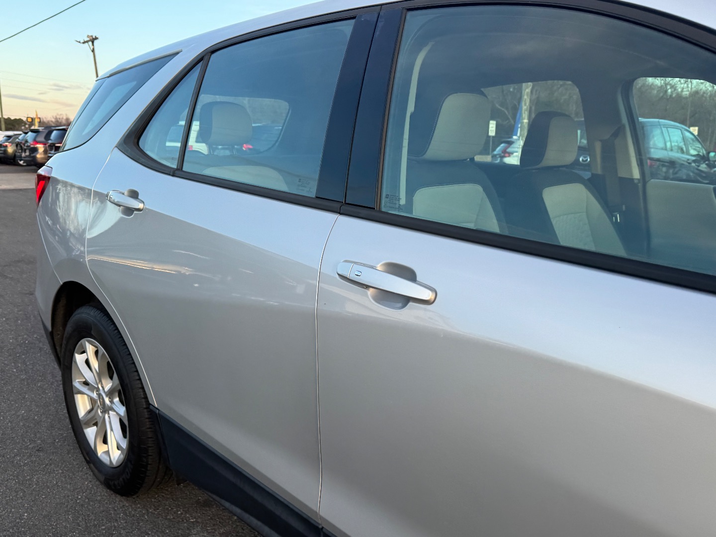 2018 Chevrolet Equinox LS - Photo 22