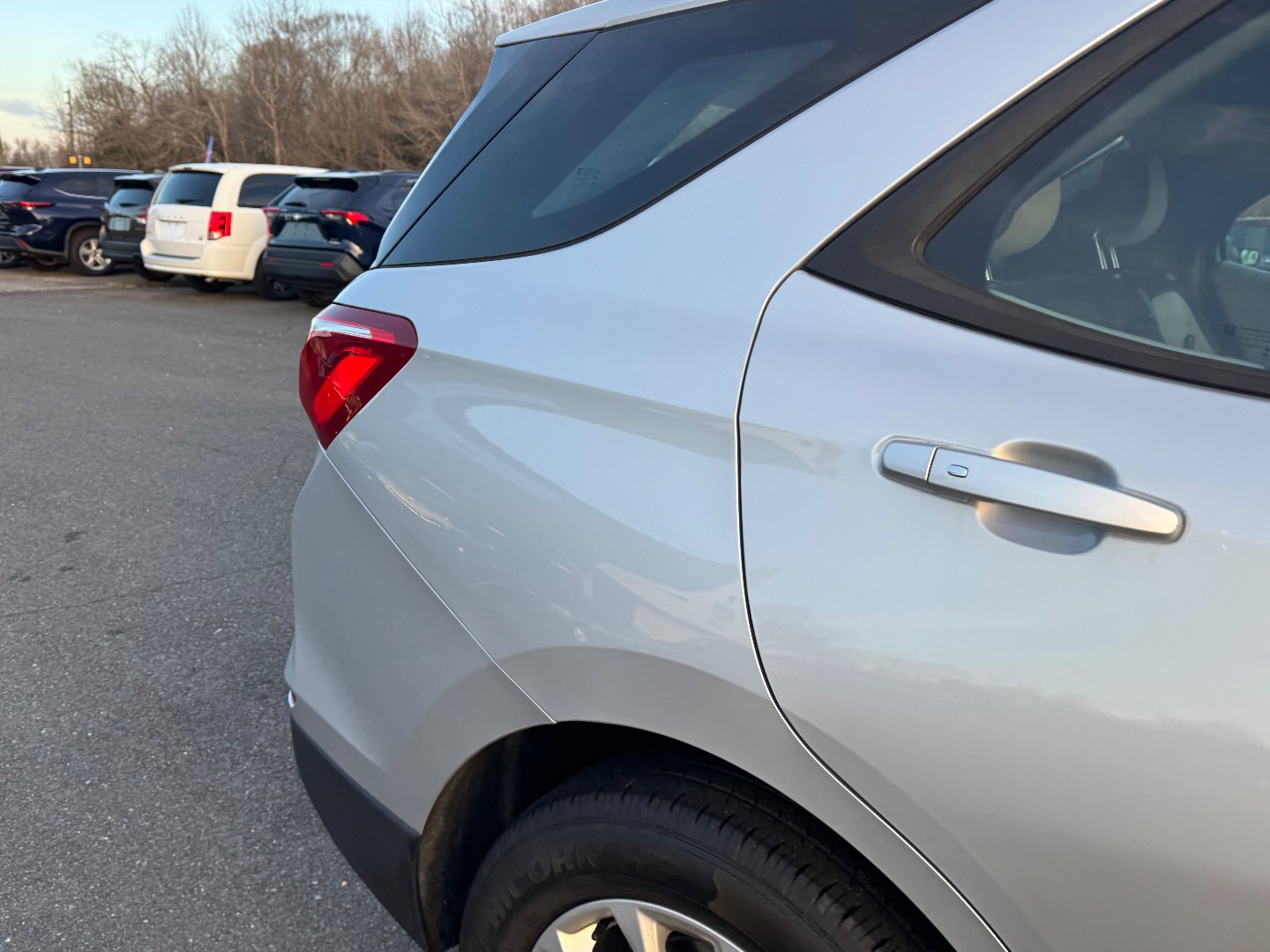 2018 Chevrolet Equinox LS - Photo 24