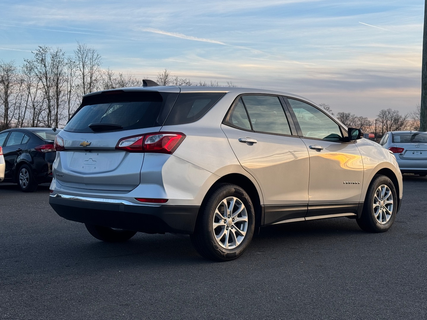 2018 Chevrolet Equinox LS - Photo 4